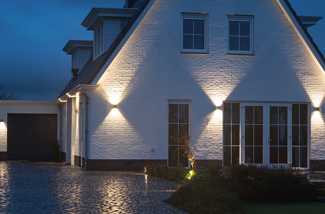 Ace Up-down 100-230V Wall light 100-230V/8,5W LED Alu. Rose Silver Warm White