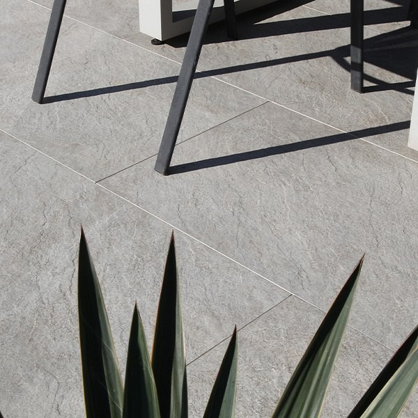 Roxstones EXTRA20 Silver gray tegel 75x75x2 cm